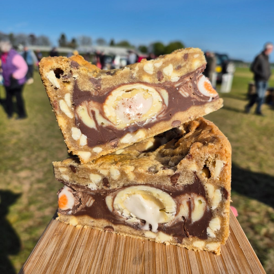 Creme Egg Cookie Pie